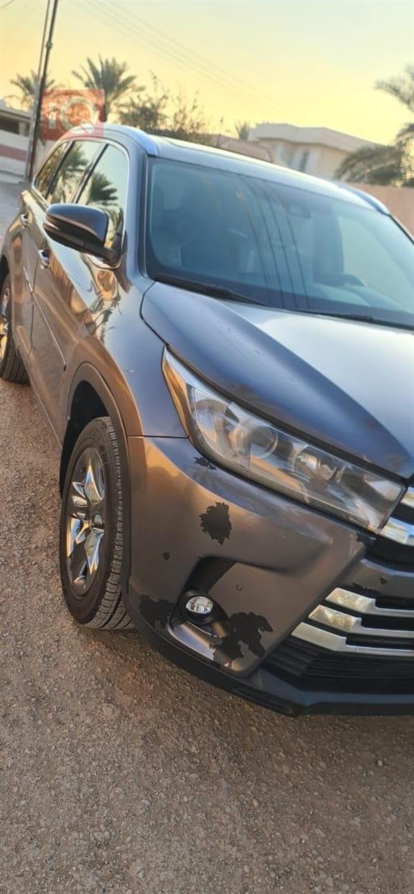 Toyota Highlander 2019 for sale in Iraq - Baghdad